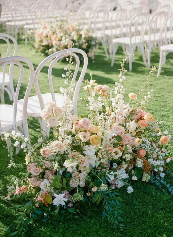 cérémonie de mariage chic et coloré