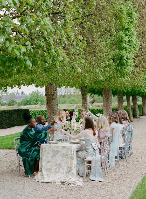 table de mariage chic et champêtre dans un château