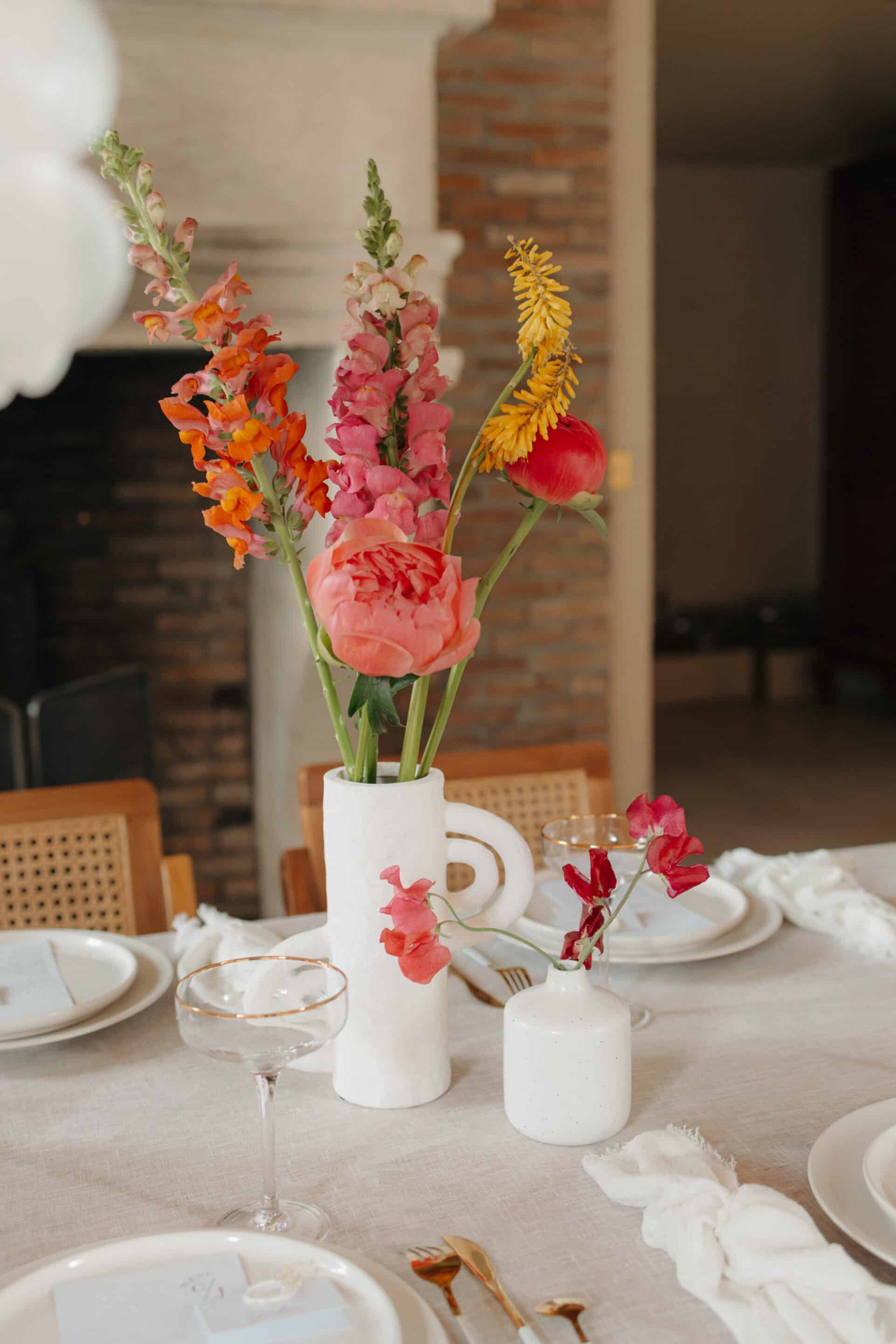 location de vases blanc et moderne à paris et en ile de france